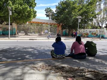 Con bloqueo, STUABJO exige solución a sus demandas; aprueba federación aumento salarial de 3.4%