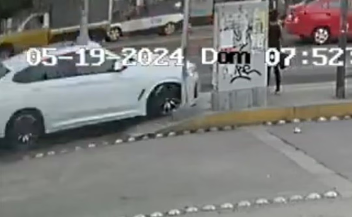 Fiscalía de Oaxaca indaga homicidio culposo contra quien manejaba vehículo que arrolló a 2 mujeres. Foto: Captura de video