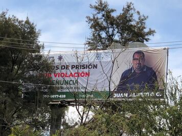 Con espectaculares, gobierno exhibe a delincuentes