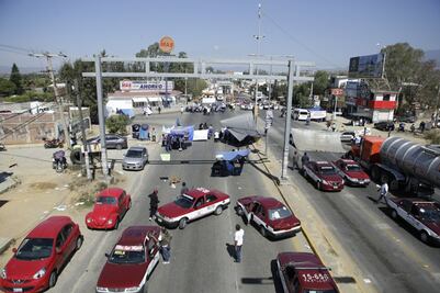 Cumple Salud 23 días de protesta y sitia otra vez la capital