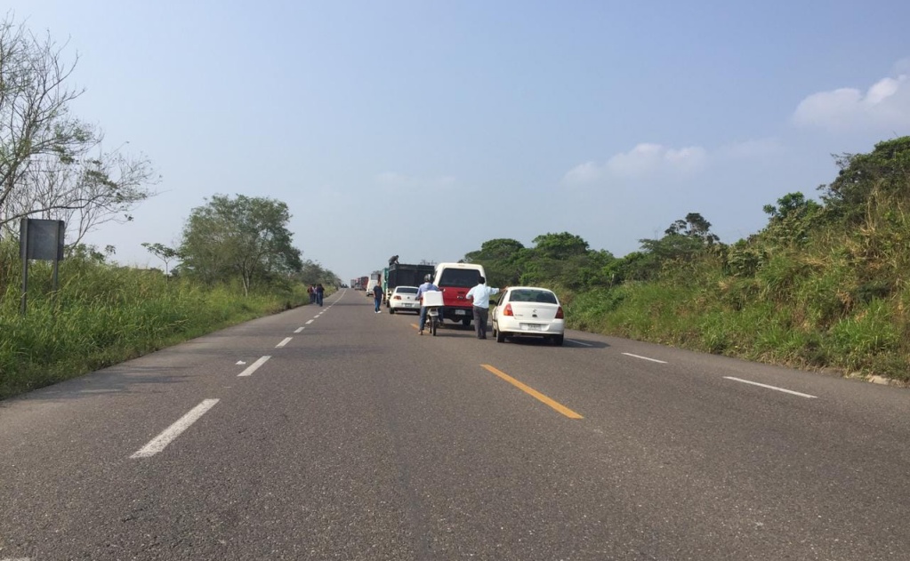 Peticiones de San Juan Mazatlán Mixe no se lograrán con bloqueo: Segego; cierre de Transístmica lleva 5 días