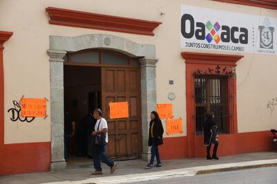 Tras protestas, acuerdan pagos a trabajadores del sector salud