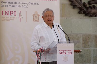 AMLO acude a Guelatao a “nutrirse de su fortaleza espiritual” para enfrentar las adversidades