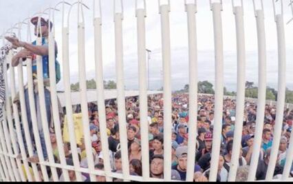 México rebasa a EU en expulsión de migrantes