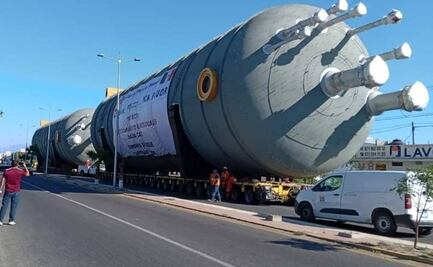 Enormes piezas para coquizadora dejan cortes de electricidad y suspensión de clases en Salina Cruz