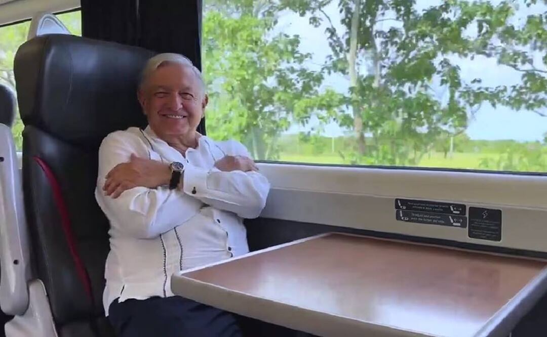 AMLO en recorrido del Tren del Istmo. Foto: Especial