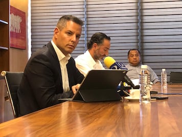 Pide Murat no salir de casa para reducir contagios de coronavirus o se rebasará capacidad de atención a pacientes