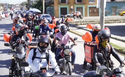 Sin derechos ni seguro, así llevan tu comida 750 repartidores de apps en Oaxaca