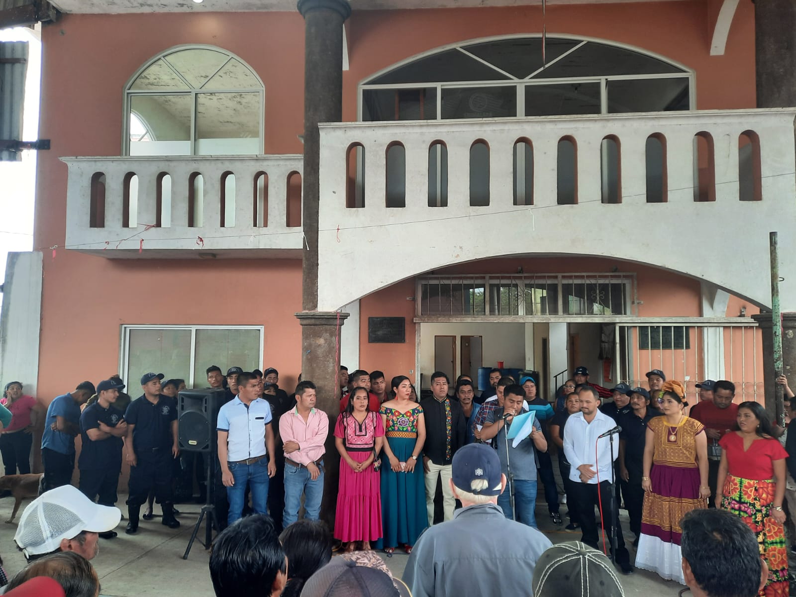 Rinden protesta en el Istmo nuevas autoridades de municipios zoques, ikoots y chontales de Oaxaca