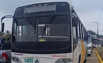 Aumenta el costo del pasaje en transporte del Istmo de Oaxaca; causa molestia en usuarios 