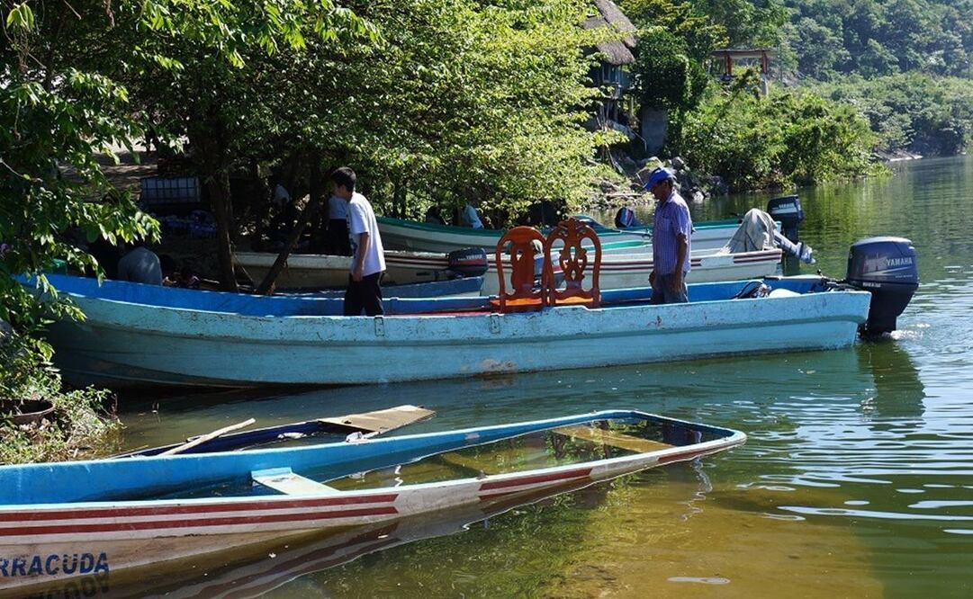 Más de 80% de embarcaciones de la Cuenca de Oaxaca carecen de permisos; arranca padrón. Foto: Antonio Mundaca