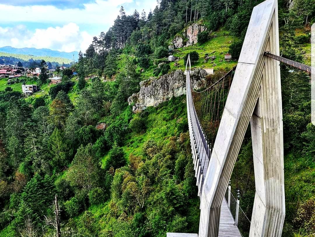 Puente en el pueblito. Foto:  Rouss Cruz