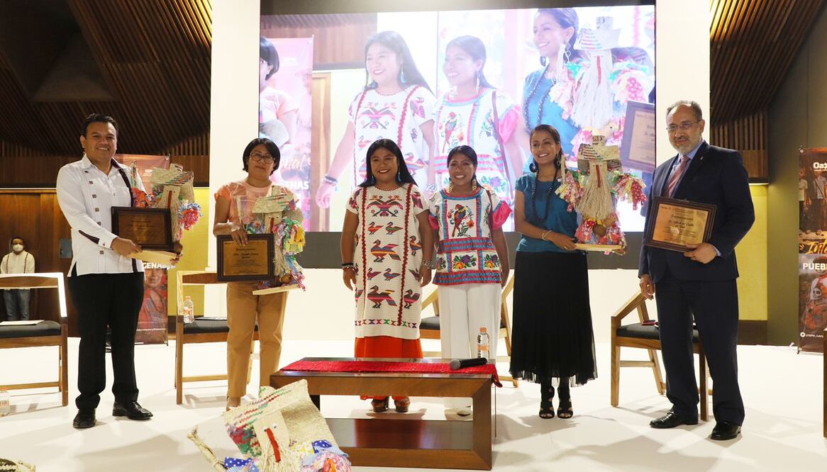 El reto es alcanzar paridad en próximas elecciones de autoridades en 415 municipios indígenas de Oaxaca: IEEPCO. Foto: IEEPCO