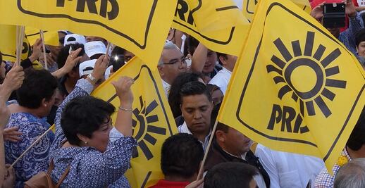 Diputados del PRD inconformes por candidatura al Senado para ex priista
