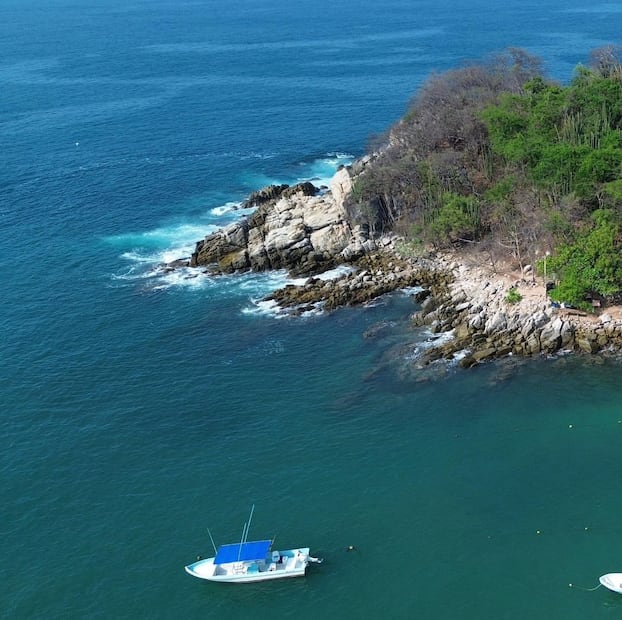 Puerto Angelito es una playa que se presta para desarrollar actividades como el snorkel y buceo, perfecta para explorar la vida bajo el mar. Foto: FB@ Puerto Escondido Oax.