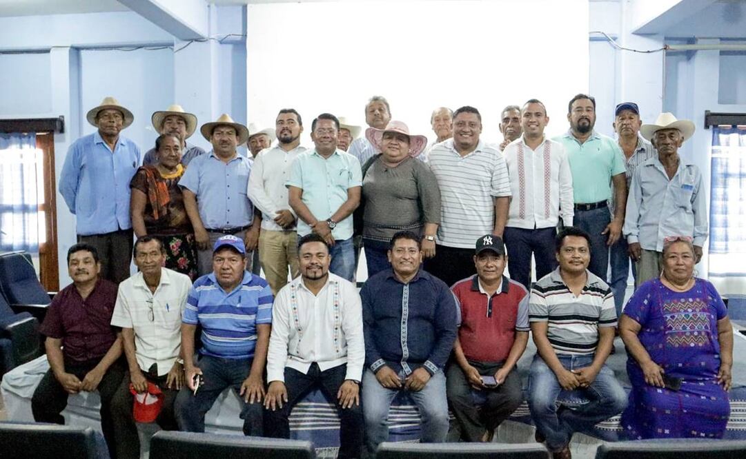 Chicapa de Castro y San Dionisio del Mar firman acuerdo de no agresión por conflicto agrario