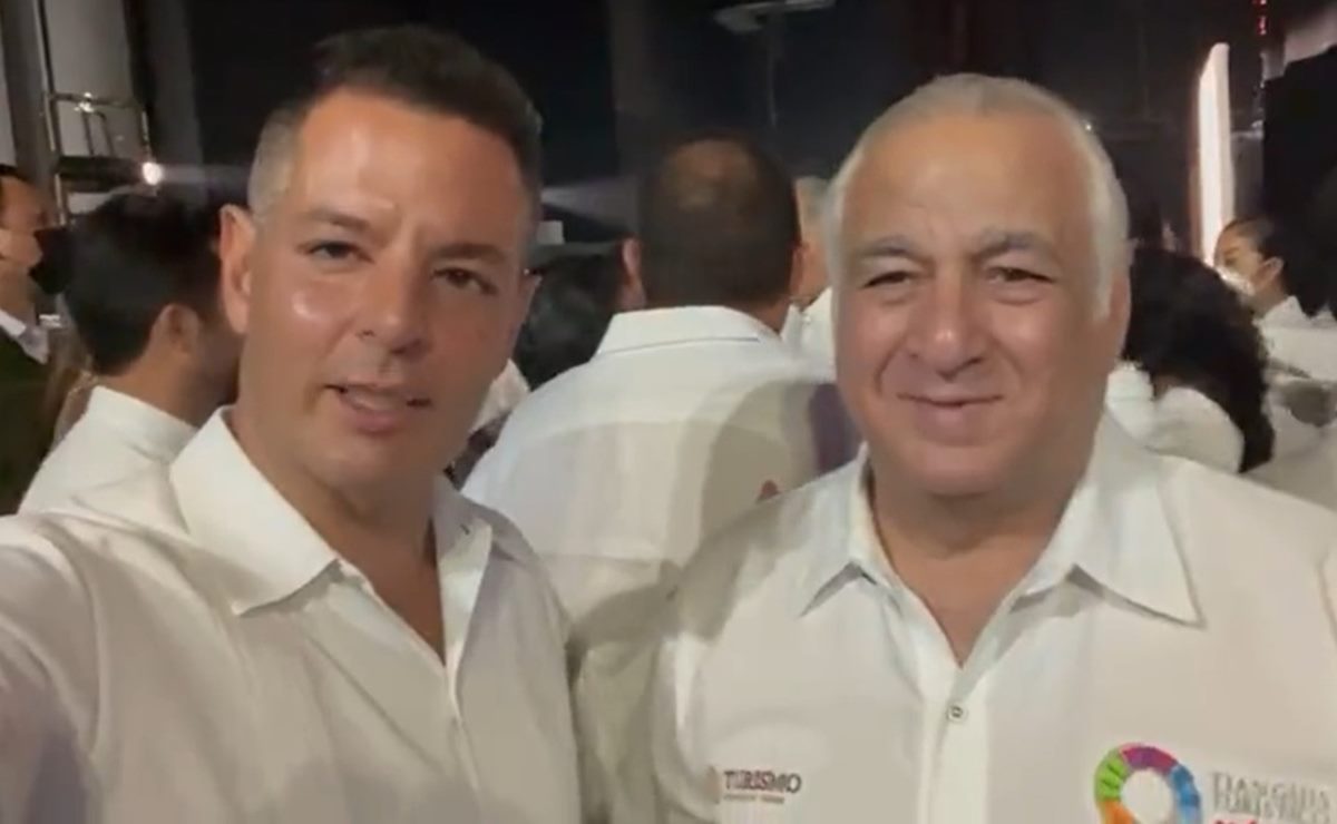 Murat Hinojosa acudió al tianguis para promover “la magia y la riqueza de nuestro maravilloso estado”. Foto: Especial