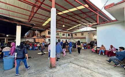 Desplazados cumplen un año de vivir en una azotea del Palacio Municipal de Yosondúa, Oaxaca
