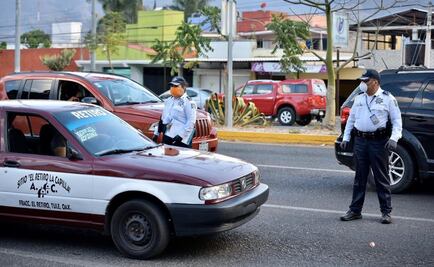 Tras protestas de taxistas foráneos, Semovi aprueba hasta 3 pasajeros durante contingencia