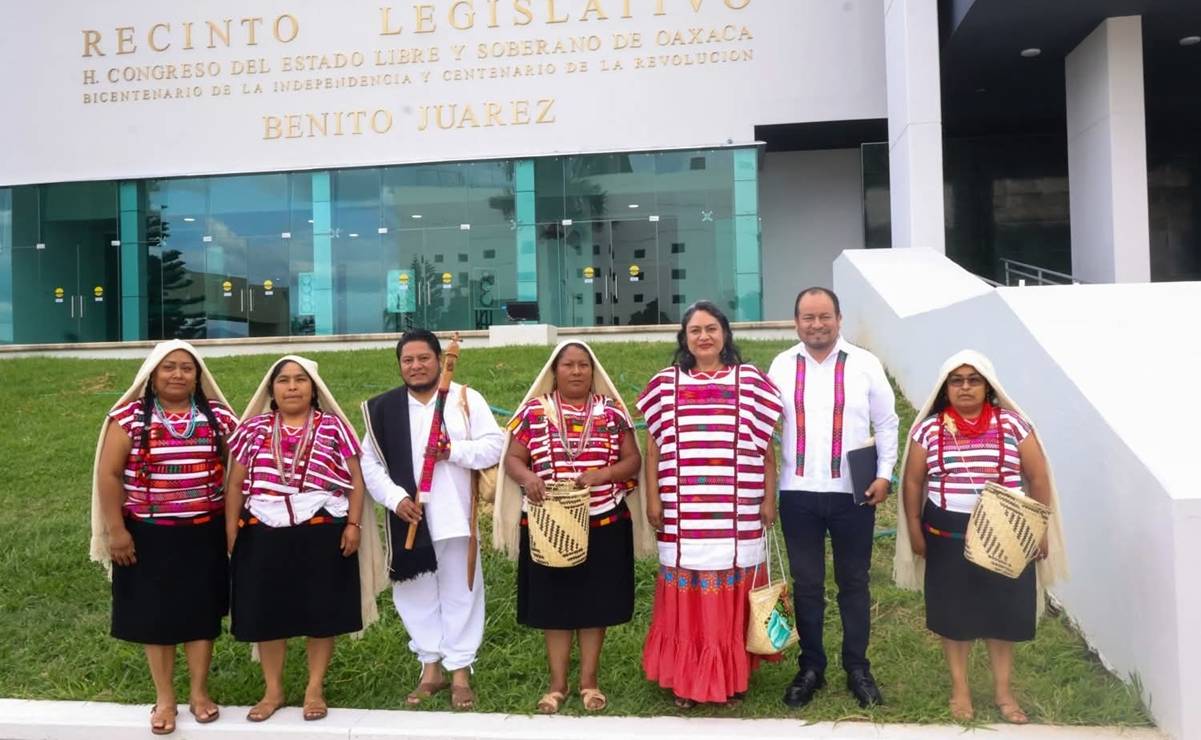 Declaran como Patrimonio Cultural al traje tradicional de Santo Tomás Ocotepec