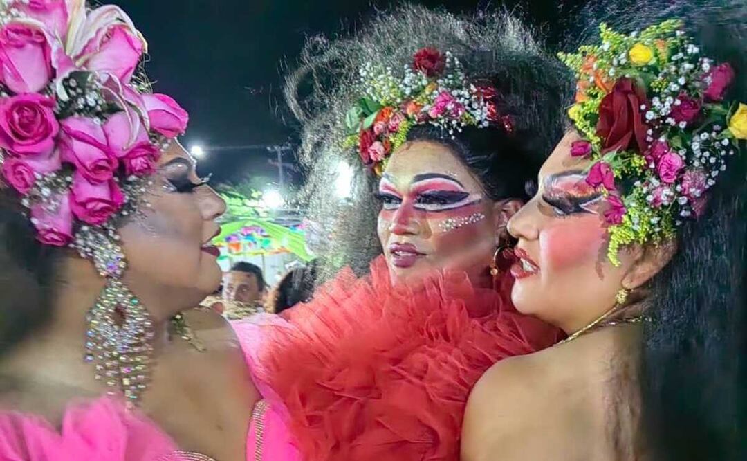 Con jornada cultural, regresa a Oaxaca vela muxe de las Auténticas Intrépidas Buscadoras del Peligro. Fotos: Roselia Chaca