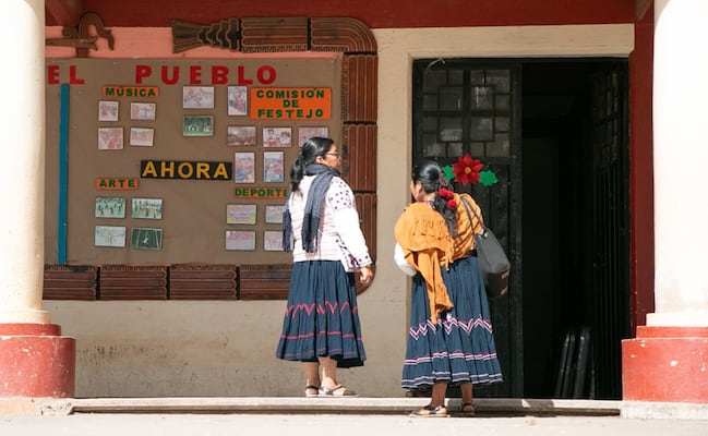 Proponen la creación de registro único de intérpretes y traductores en lenguas indígenas en Oaxaca