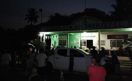 Liberan a 13 retenidos en Jacatepec; pobladores exigían a edil disculparse por anunciar muerte por Covid-19