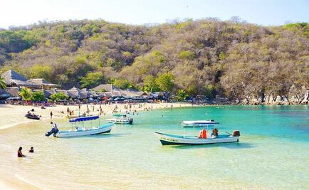 En Huatulco suspende navegación turística por coronavirus