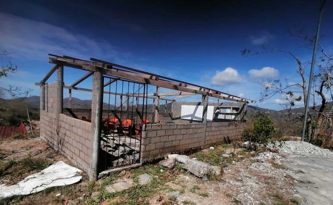 Huracán Agatha dejó severas afectaciones en escuelas; tras el restablecimiento de la energía eléctrica, inicia el reporte de daños. Foto: Roselia Chaca