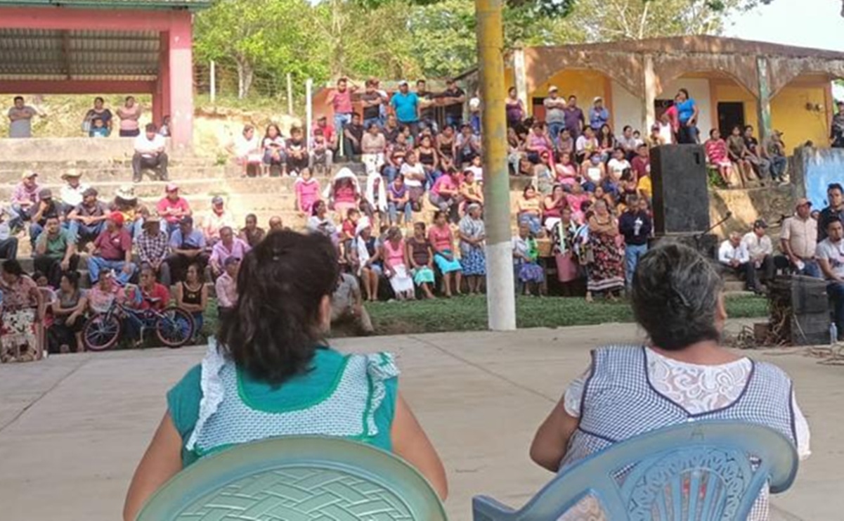 Familiares de víctimas de emboscada en Petapa, Oaxaca, exigen castigo a los autores del crimen