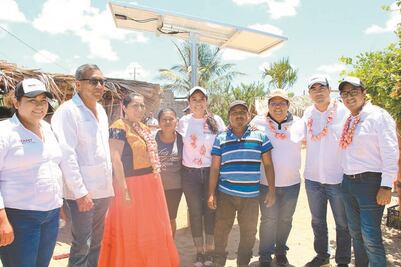 Llega electricidad  a Santa María del Mar