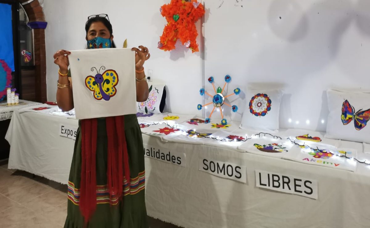 Con una exposición colectiva, mujeres del Istmo celebran un año libre de violencia