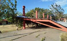 Vientos de hasta 120 km/h causan caos en el Istmo: tráileres volcados, clases suspendidas y apagones