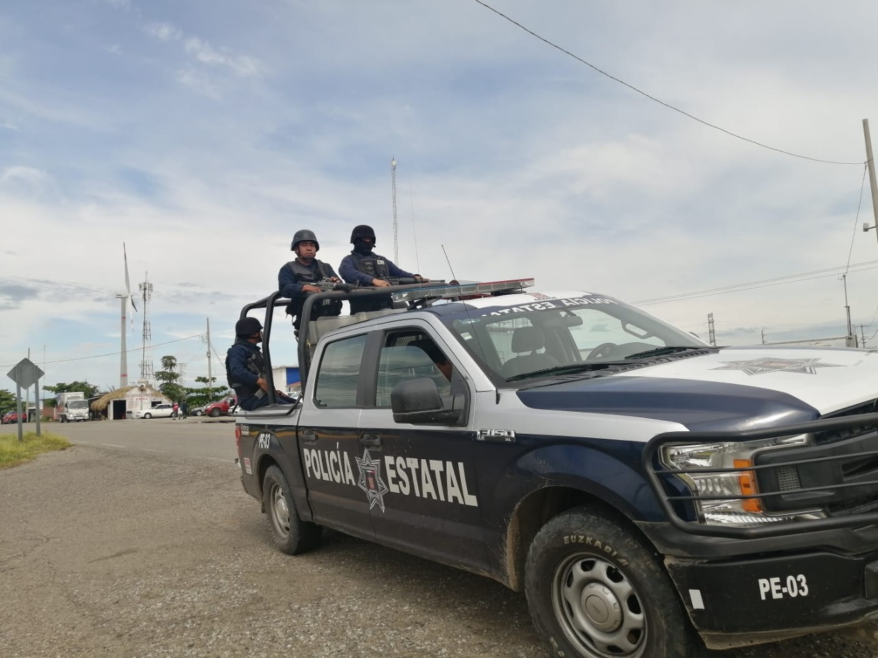 Tras persecución y enfrentamiento, caen 6 por asesinato de tres policías de San Francisco del Mar, Oaxaca. Fotos: Especiales