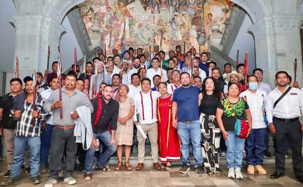 Gobernador de Oaxaca se reúne con el MULT; “me siento parte de su lucha”, dice Jara