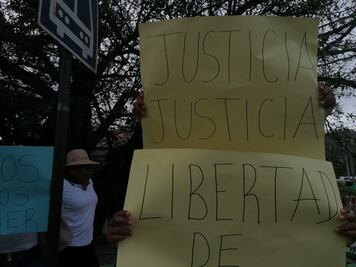 Periodistas de Oaxaca ponen queja ante Defensoría contra funcionarios del Sistema Anticorrupción