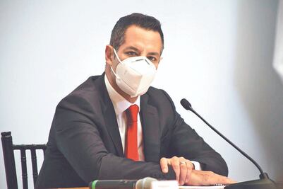 De cara a elecciones, acepta Murat 5 renuncias más de funcionarios del gobierno de Oaxaca