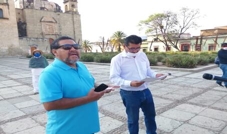 Transportistas y guías turísticos denuncian abandono del gobierno federal ante pandemia