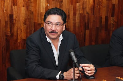 Ulises Ruiz fuera de la contienda por el PRI