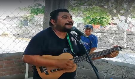 Músicos del Istmo ofrecen espectáculos en redes sociales para alegrar hogares en cuarentena