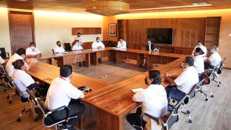 Se implementarán lineamientos para seguridad y trabajo digno de personal de salud durante contingencia: Murat