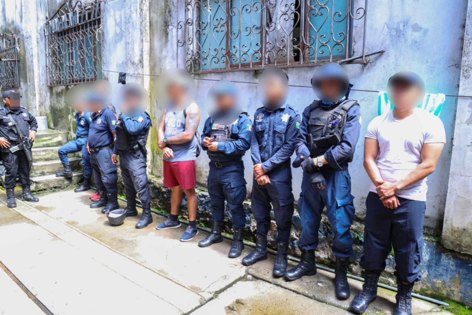 Detienen a otros cuatro policías municipales de Putla de Guerrero; seguridad queda a cargo del estado