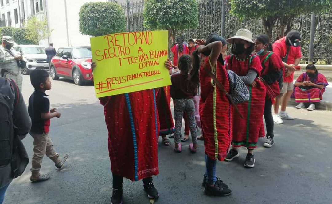 Acuerdan segunda mesa con autoridades federales y estatales para definir fecha de retorno de desplazados triquis a Oaxaca. Fotos: Yalina Ruiz