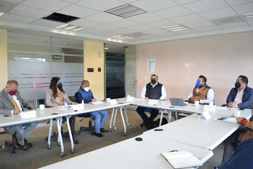 Capacitan a funcionarios de Segego en combate a la corrupción; se instruirá a municipios