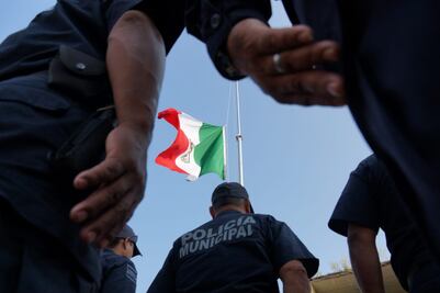 Recuerdan un año del sismo con protestas