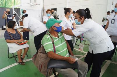 Muere en Oaxaca adulto mayor del Istmo de Tehuantepec tras recibir la vacuna CanSino anti Covid-19