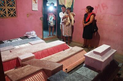 Van 14 víctimas tras desplome de helicóptero; entre ellas un bebé