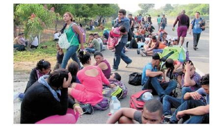 Migrantes cubanos en huelga de hambre; buscan salvoconducto