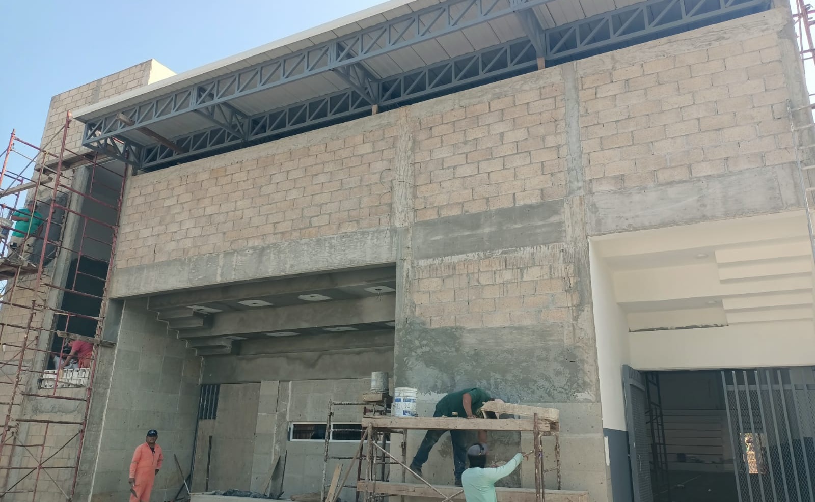 Exige Salinas del Marqués transparencia a Pemex en la construcción del auditorio municipal  