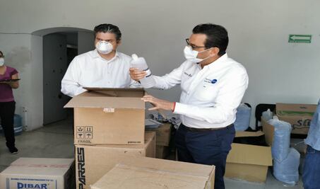 Suministran equipo de bioseguridad a 14 hospitales de Oaxaca para enfrentar pandemia